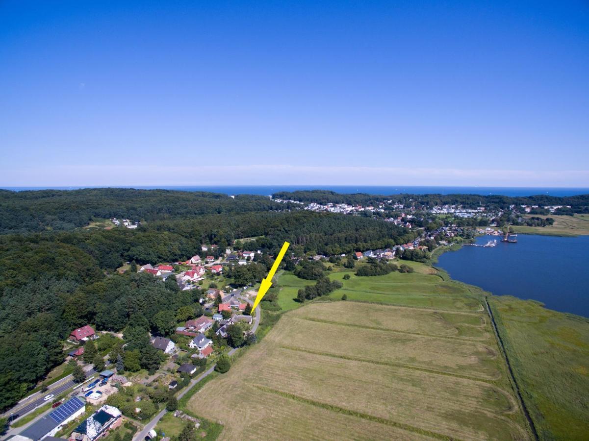 Wg Bernstein - Reetdachhaus - Ruhe Und Seeblick Sellin  Екстер'єр фото