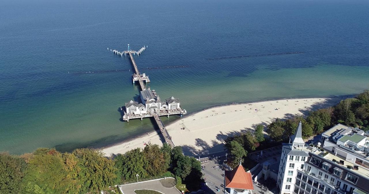 Wg Bernstein - Reetdachhaus - Ruhe Und Seeblick Sellin  Екстер'єр фото